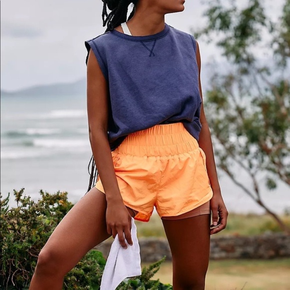 FREE PEOPLE MOVEMENT WAY HOME SHORT ELECTRIC ORANGE SIZE SMALL GREAT CONDITION